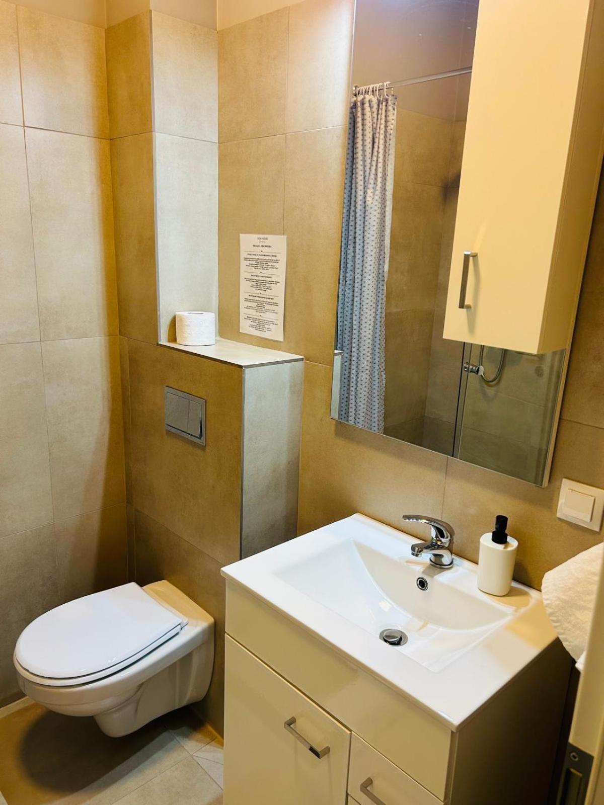 New House Sibiu Hotel Екстериор снимка