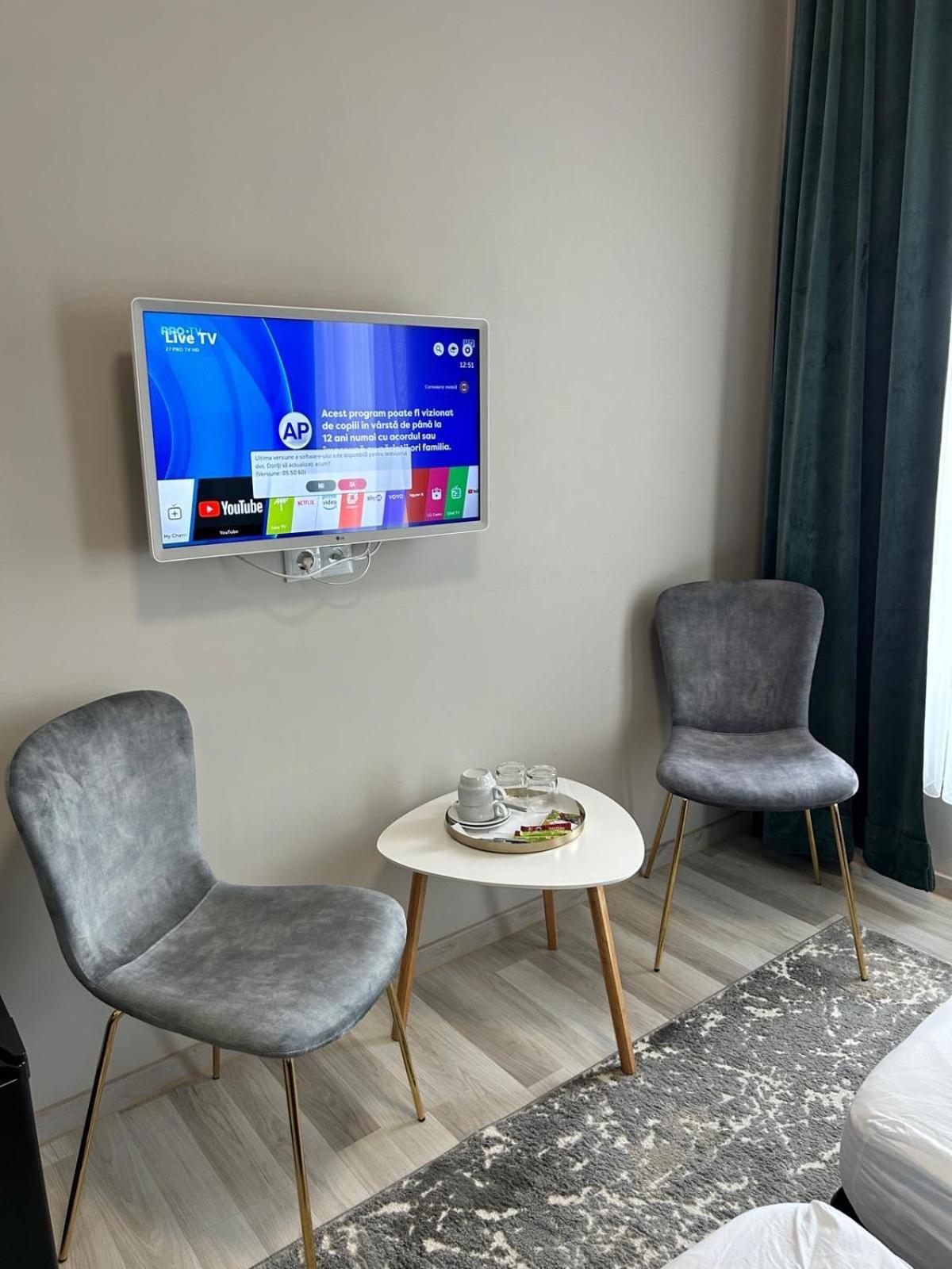 New House Sibiu Hotel Екстериор снимка
