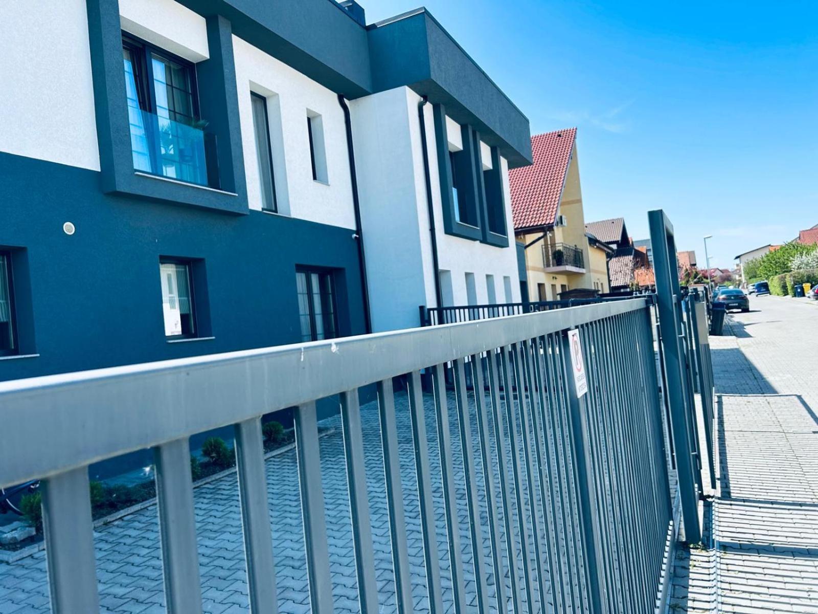 New House Sibiu Hotel Екстериор снимка